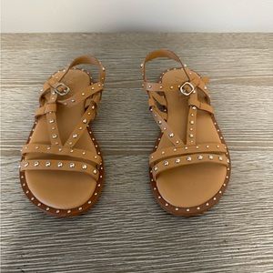 Zara little girl sandals. Only worn once.